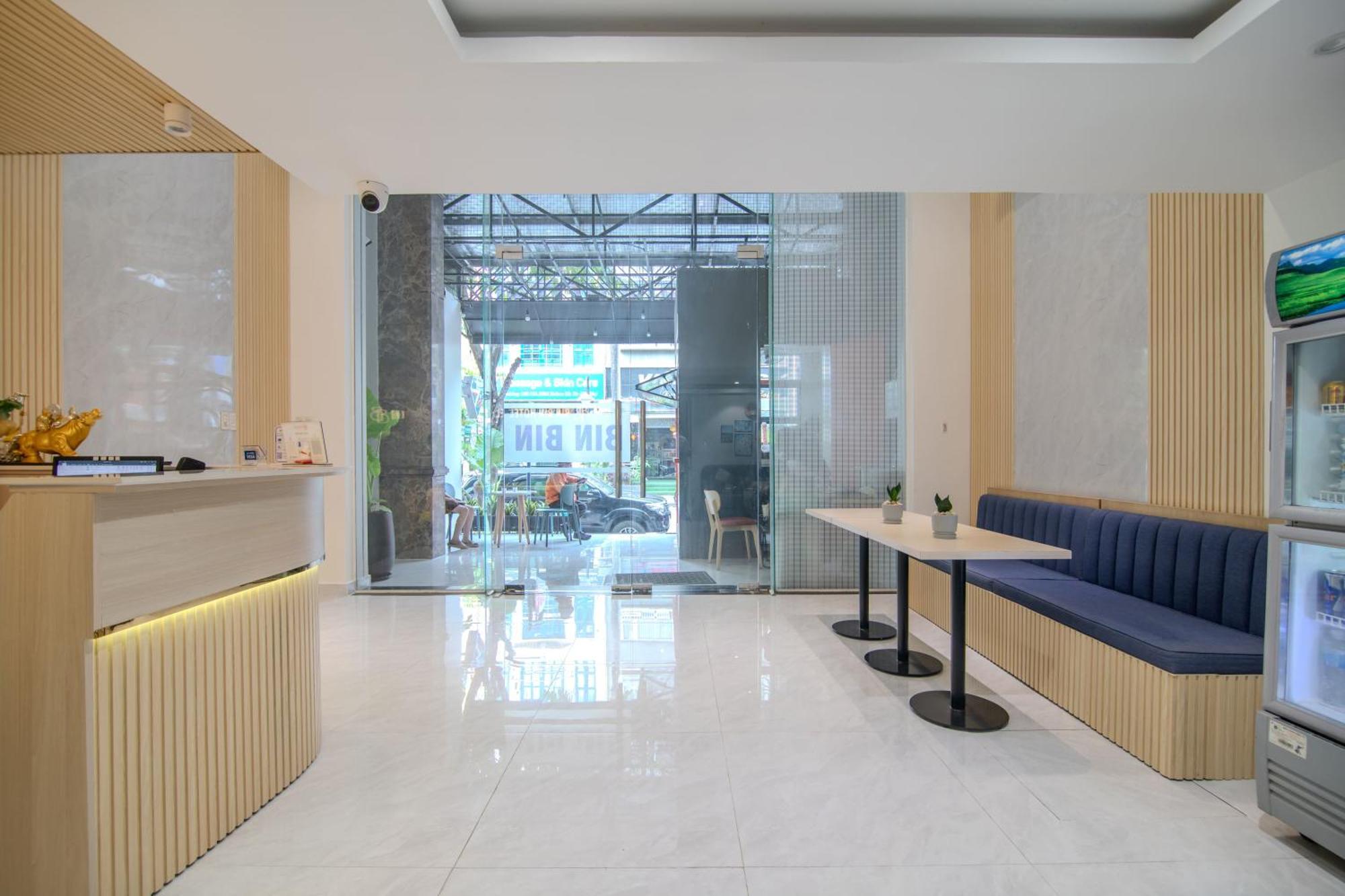 Bin Bin Hotel 6 - Near Secc D7 Ho Chi Minh City Bagian luar foto